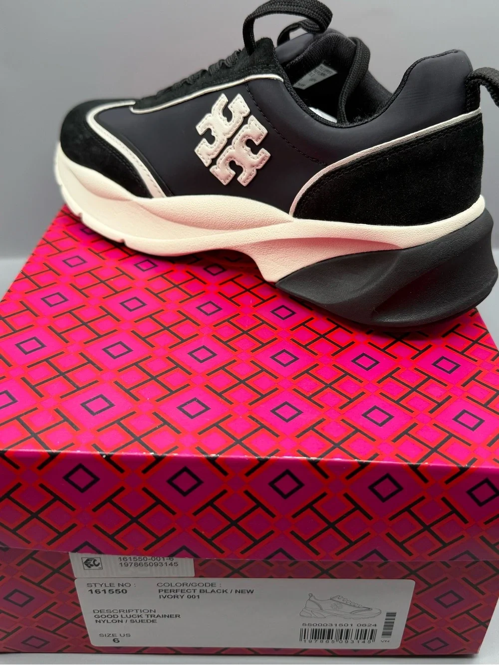 Tory Burch trim fit secure